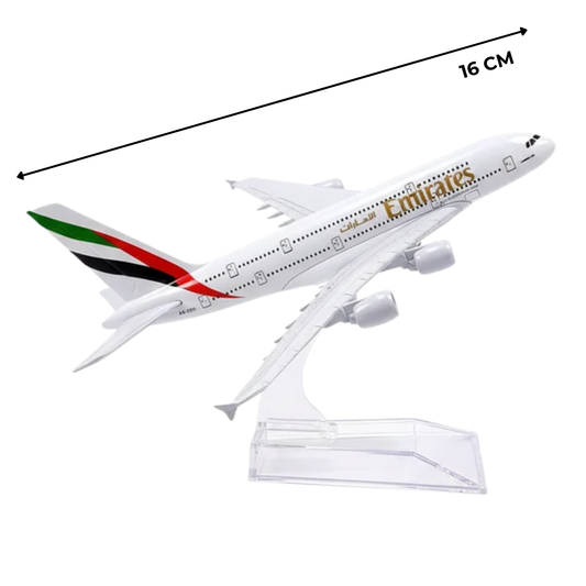 Emirates | Airbus A380-800 | A6-EEJ | 16 CM | Diecast Metal Airplane Model | Display Stand