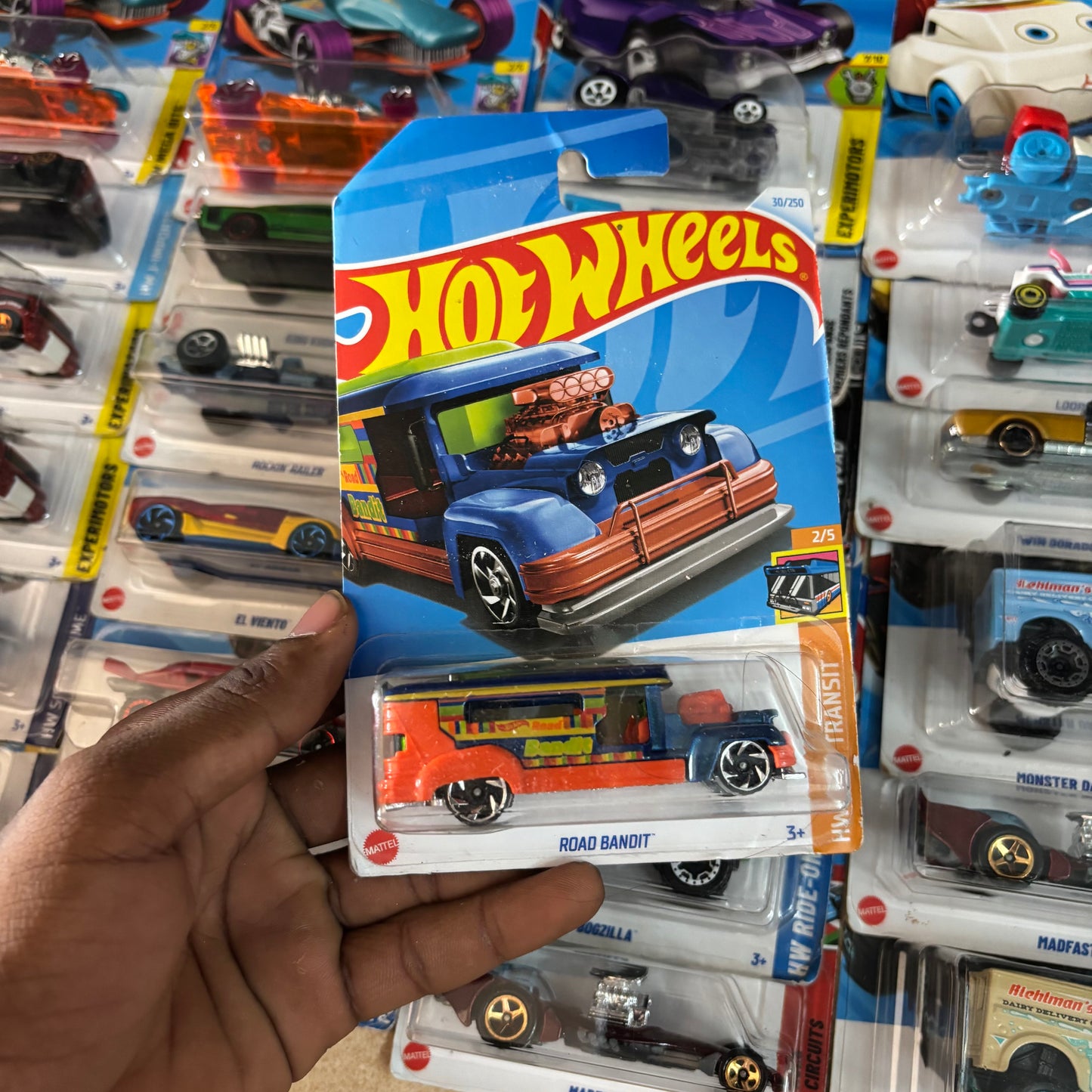 HOTWHEELS MRP ROAD BANDIT