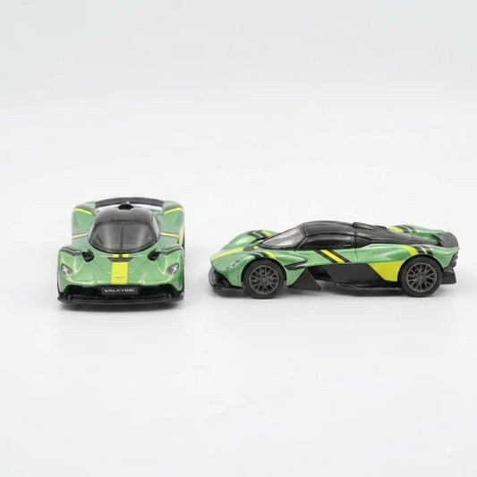 PosterCars | 2-Piece Set | Aston Martin Valkyrie | Green