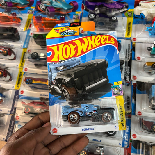 HOTWHEELS MRP HOTWEILER