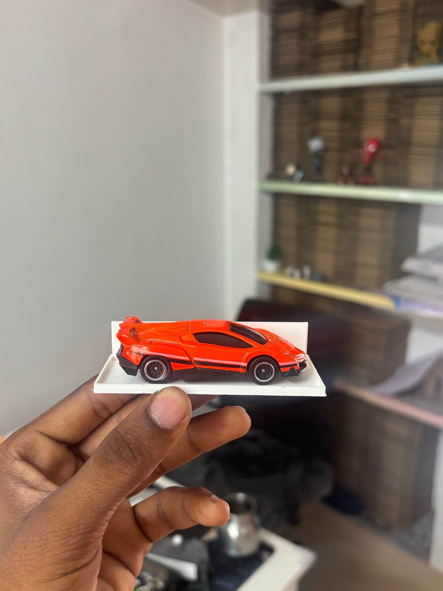 Single Stand for showcase hotwheels (car not included)