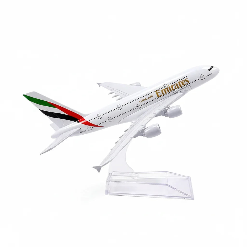 Emirates | Airbus A380-800 | A6-EEJ | 17cm Diecast Metal Airplane Model | Display Stand